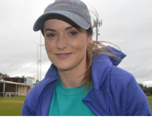 Mulher com Fibrose Cística realiza sonho de completar a Maratona de Adelaide