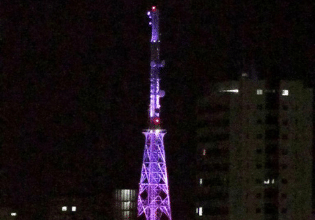 Torre da Globo Nordeste em Recife é iluminada de roxo em alusão ao Mês da Fibrose Cística